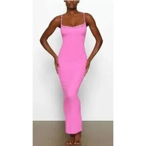 SKIMS Neon‎ Orchid Pink Fits Everybody Corded Lace Long Slip Dress    Size: L